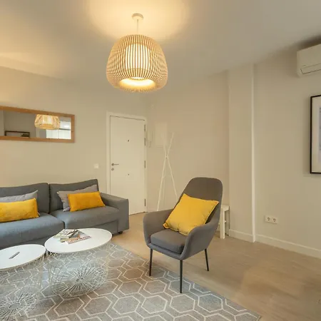 Apartment Charming With Private Patio At Plaza De Espana By Ocityzen Seville